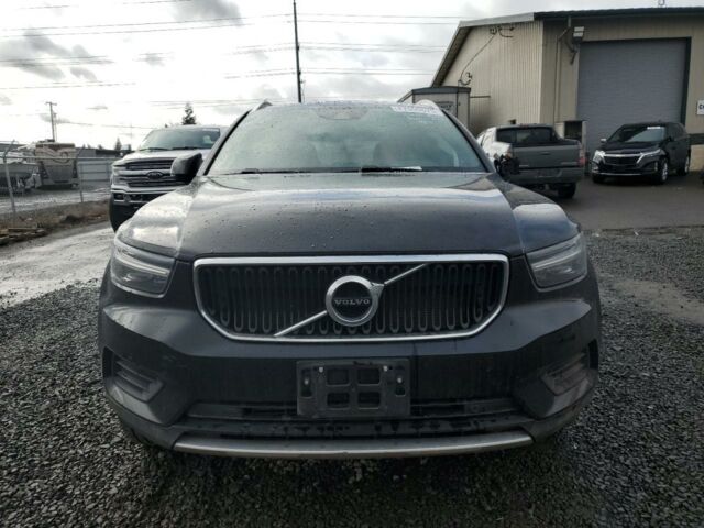 Черный Вольво XC40, объемом двигателя 2 л и пробегом 111 тыс. км за 13500 $, фото 1 на Automoto.ua