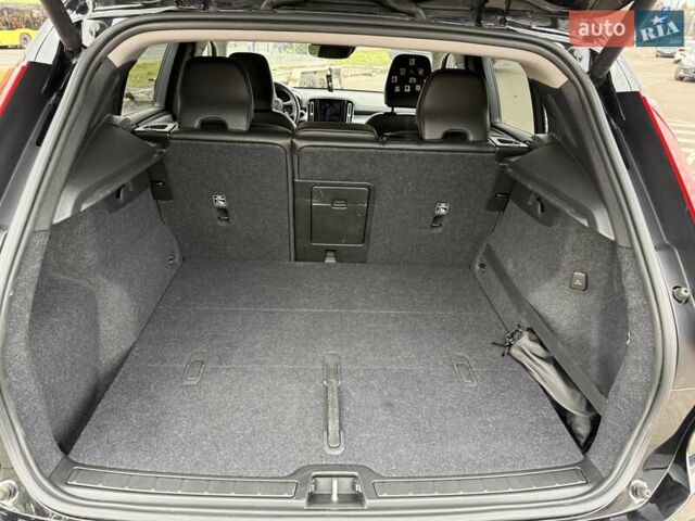 Черный Вольво XC40, объемом двигателя 1.97 л и пробегом 78 тыс. км за 27100 $, фото 22 на Automoto.ua