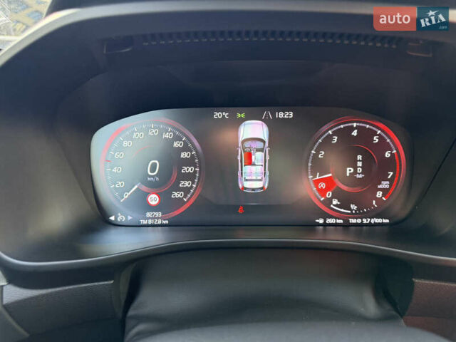 Черный Вольво XC40, объемом двигателя 1.97 л и пробегом 82 тыс. км за 29500 $, фото 8 на Automoto.ua