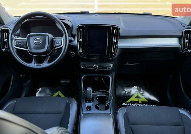 Вольво XC40 2019 в Киеве на Automoto.ua Черный Вольво XC40, объемом двигателя 1.97 л и пробегом 91 тыс. км за 22999 $, фото 20 на Automoto.ua
