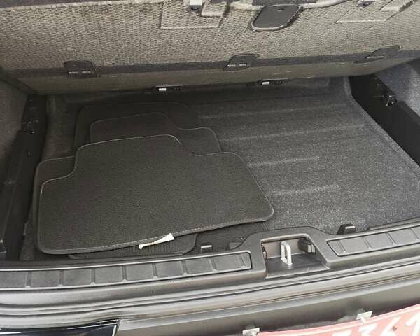 Вольво XC40 2019 в Львове на Automoto.ua Черный Вольво XC40, объемом двигателя 2 л и пробегом 149 тыс. км за 22900 $, фото 26 на Automoto.ua