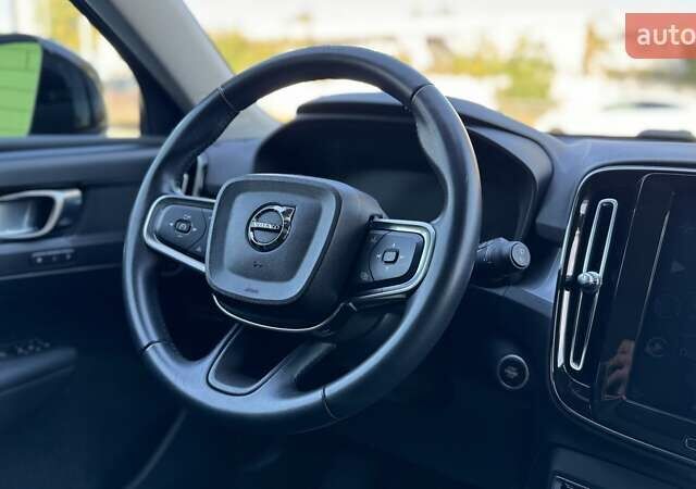 Черный Вольво XC40, объемом двигателя 1.97 л и пробегом 91 тыс. км за 23500 $, фото 19 на Automoto.ua