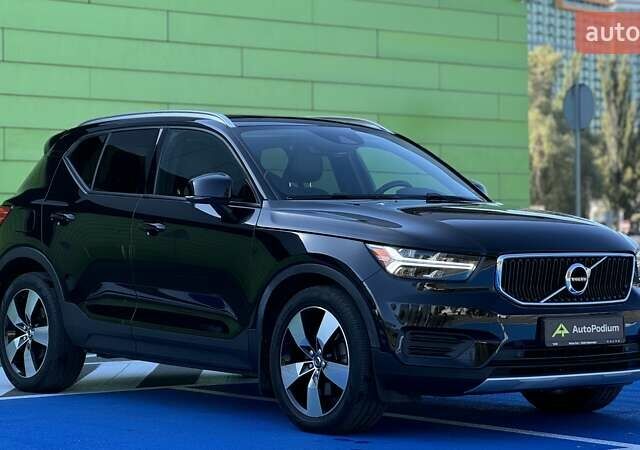 Черный Вольво XC40, объемом двигателя 1.97 л и пробегом 91 тыс. км за 23500 $, фото 1 на Automoto.ua