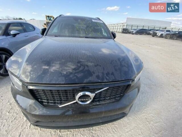 Черный Вольво XC40, объемом двигателя 2 л и пробегом 74 тыс. км за 18800 $, фото 9 на Automoto.ua