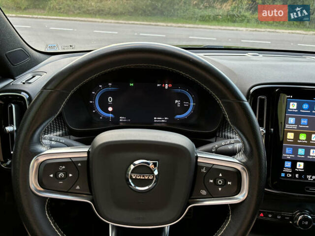 Черный Вольво XC40, объемом двигателя 0 л и пробегом 138 тыс. км за 25600 $, фото 23 на Automoto.ua