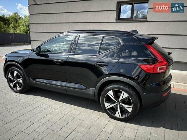 Черный Вольво XC40, объемом двигателя 0 л и пробегом 136 тыс. км за 24900 $, фото 3 на Automoto.ua