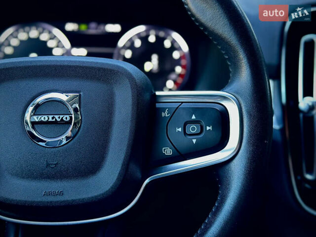 Черный Вольво XC40, объемом двигателя 1.97 л и пробегом 143 тыс. км за 18999 $, фото 33 на Automoto.ua