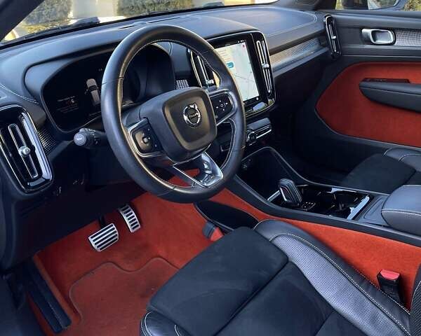 Черный Вольво XC40, объемом двигателя 0 л и пробегом 77 тыс. км за 28800 $, фото 29 на Automoto.ua