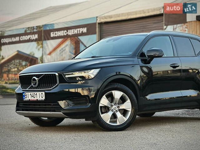 Черный Вольво XC40, объемом двигателя 1.97 л и пробегом 143 тыс. км за 18999 $, фото 1 на Automoto.ua
