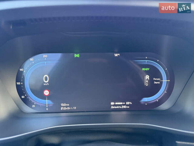 Черный Вольво XC40, объемом двигателя 0 л и пробегом 140 тыс. км за 24300 $, фото 66 на Automoto.ua