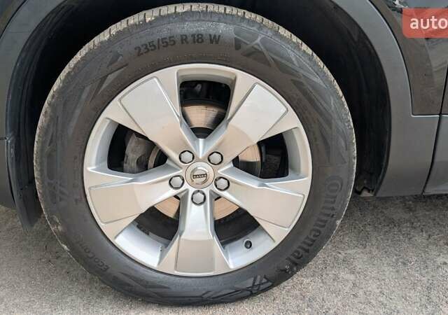 Черный Вольво XC40, объемом двигателя 1.97 л и пробегом 233 тыс. км за 26100 $, фото 16 на Automoto.ua