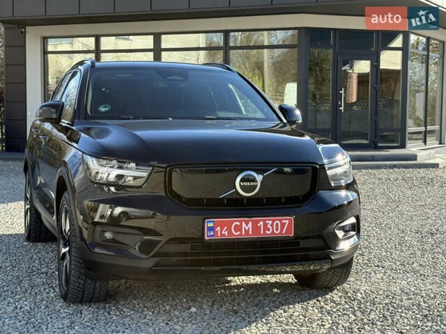 Черный Вольво XC40, объемом двигателя 0 л и пробегом 140 тыс. км за 24300 $, фото 4 на Automoto.ua