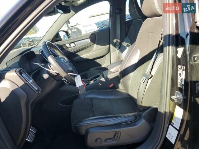 Черный Вольво XC40, объемом двигателя 1.97 л и пробегом 110 тыс. км за 7000 $, фото 6 на Automoto.ua