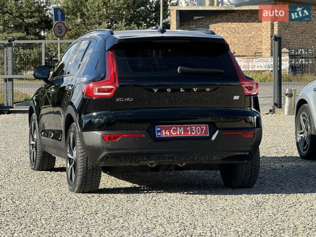 Черный Вольво XC40, объемом двигателя 0 л и пробегом 140 тыс. км за 24300 $, фото 86 на Automoto.ua
