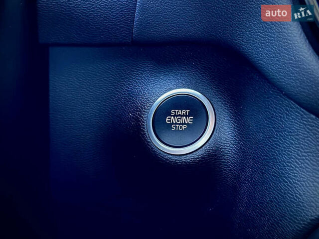 Черный Вольво XC40, объемом двигателя 1.97 л и пробегом 143 тыс. км за 19000 $, фото 34 на Automoto.ua