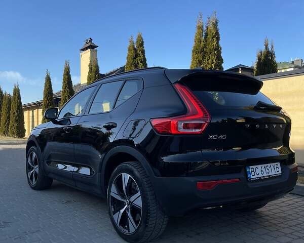 Черный Вольво XC40, объемом двигателя 0 л и пробегом 77 тыс. км за 28800 $, фото 5 на Automoto.ua