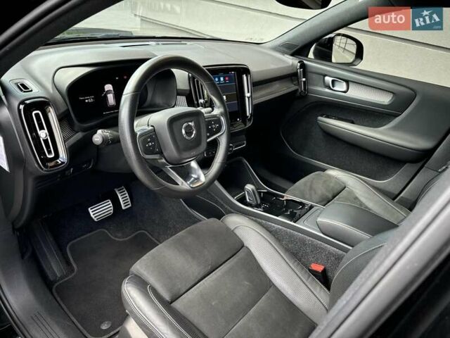 Черный Вольво XC40, объемом двигателя 0 л и пробегом 136 тыс. км за 24900 $, фото 13 на Automoto.ua