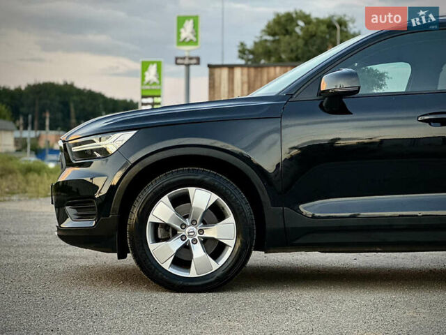 Черный Вольво XC40, объемом двигателя 1.97 л и пробегом 143 тыс. км за 18999 $, фото 8 на Automoto.ua