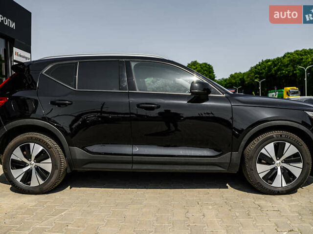 Черный Вольво XC40, объемом двигателя 1.97 л и пробегом 235 тыс. км за 24990 $, фото 38 на Automoto.ua