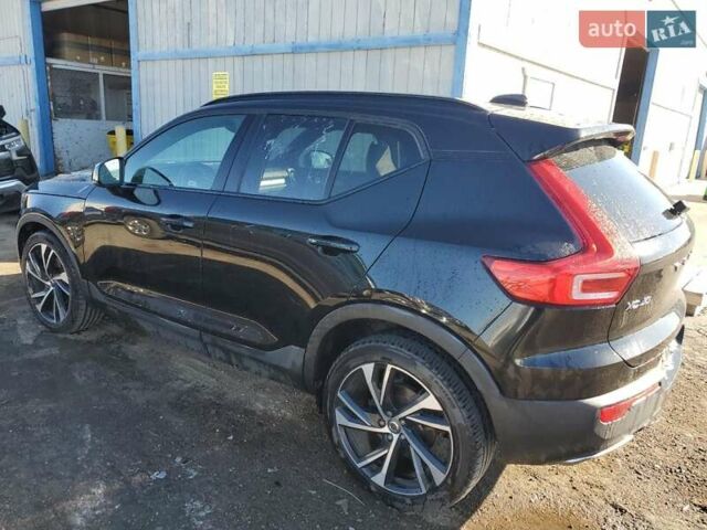 Черный Вольво XC40, объемом двигателя 1.97 л и пробегом 110 тыс. км за 7000 $, фото 1 на Automoto.ua