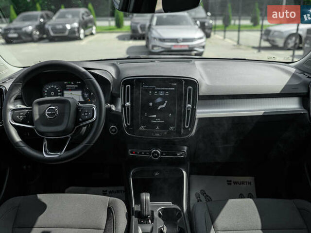 Черный Вольво XC40, объемом двигателя 1.97 л и пробегом 235 тыс. км за 24990 $, фото 14 на Automoto.ua