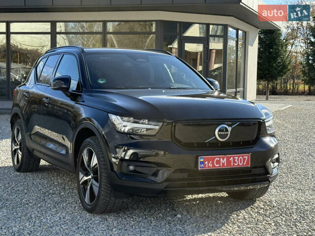 Черный Вольво XC40, объемом двигателя 0 л и пробегом 140 тыс. км за 24300 $, фото 2 на Automoto.ua