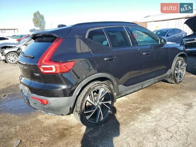Черный Вольво XC40, объемом двигателя 1.97 л и пробегом 110 тыс. км за 7000 $, фото 2 на Automoto.ua