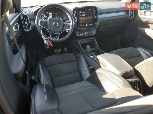 Черный Вольво XC40, объемом двигателя 1.97 л и пробегом 110 тыс. км за 7000 $, фото 7 на Automoto.ua