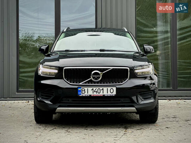 Черный Вольво XC40, объемом двигателя 1.97 л и пробегом 143 тыс. км за 19000 $, фото 3 на Automoto.ua