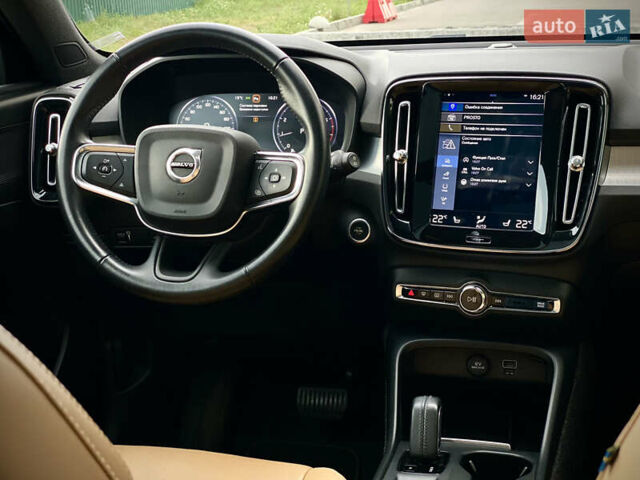 Черный Вольво XC40, объемом двигателя 1.97 л и пробегом 73 тыс. км за 24500 $, фото 28 на Automoto.ua
