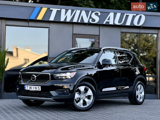 Черный Вольво XC40, объемом двигателя 2 л и пробегом 17 тыс. км за 21900 $, фото 12 на Automoto.ua