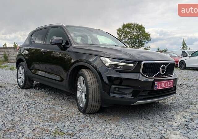 Черный Вольво XC40, объемом двигателя 1.97 л и пробегом 233 тыс. км за 26100 $, фото 1 на Automoto.ua