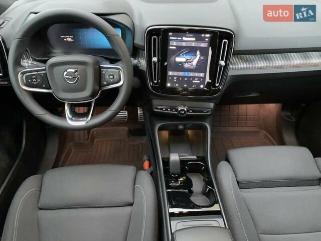 Черный Вольво XC40, объемом двигателя 0 л и пробегом 169 тыс. км за 22999 $, фото 31 на Automoto.ua