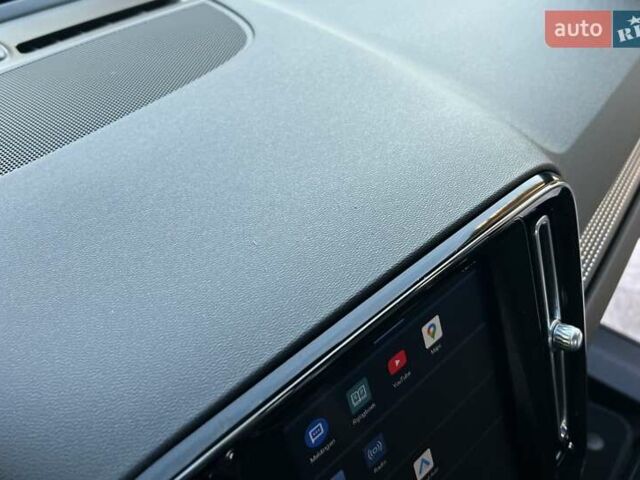 Черный Вольво XC40, объемом двигателя 0 л и пробегом 99 тыс. км за 25950 $, фото 86 на Automoto.ua