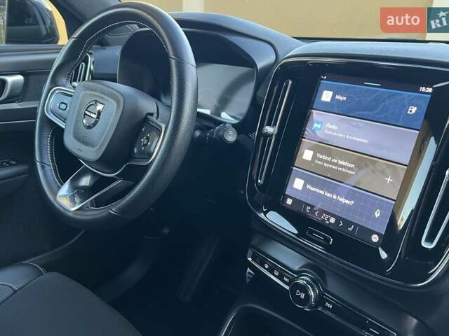 Черный Вольво XC40, объемом двигателя 0 л и пробегом 99 тыс. км за 25950 $, фото 125 на Automoto.ua