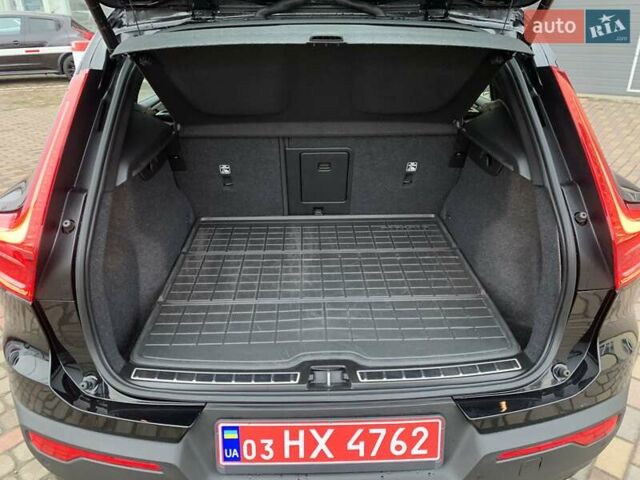Черный Вольво XC40, объемом двигателя 0 л и пробегом 169 тыс. км за 22999 $, фото 33 на Automoto.ua