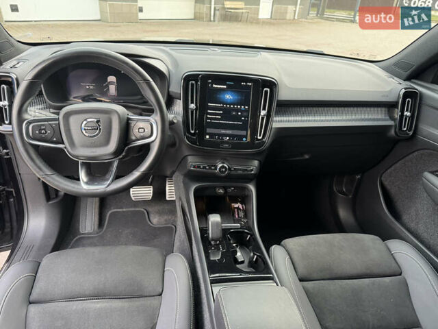 Черный Вольво XC40, объемом двигателя 0 л и пробегом 162 тыс. км за 25300 $, фото 7 на Automoto.ua