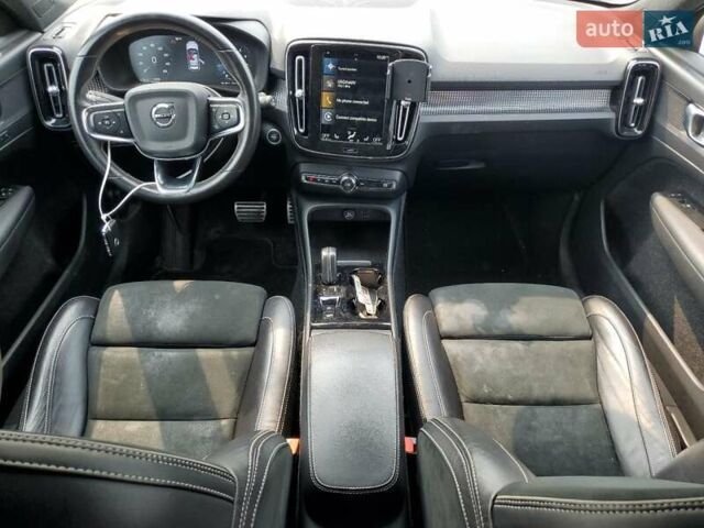 Черный Вольво XC40, объемом двигателя 1.97 л и пробегом 96 тыс. км за 9400 $, фото 7 на Automoto.ua
