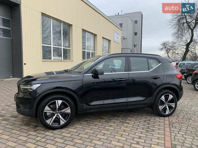Черный Вольво XC40, объемом двигателя 0 л и пробегом 169 тыс. км за 22999 $, фото 19 на Automoto.ua