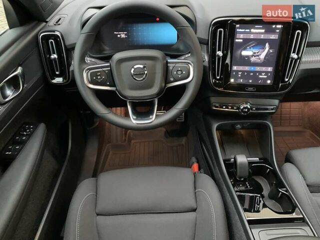 Черный Вольво XC40, объемом двигателя 0 л и пробегом 169 тыс. км за 22999 $, фото 32 на Automoto.ua