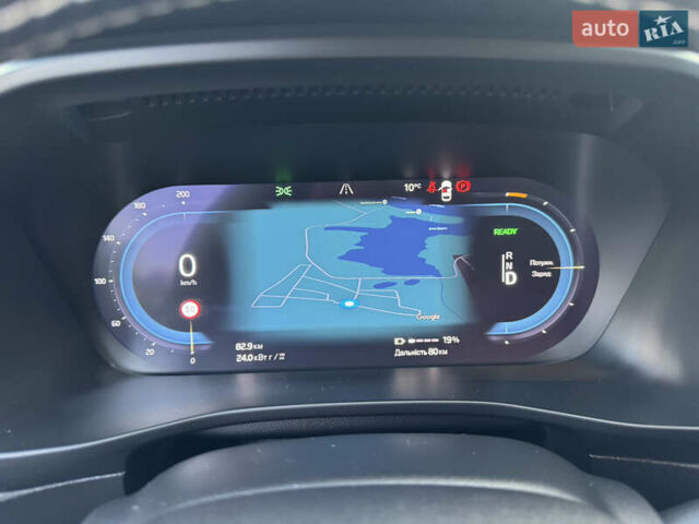 Черный Вольво XC40, объемом двигателя 0 л и пробегом 73 тыс. км за 26500 $, фото 40 на Automoto.ua