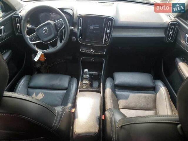 Чорний Вольво XC40, об'ємом двигуна 1.97 л та пробігом 117 тис. км за 7900 $, фото 7 на Automoto.ua