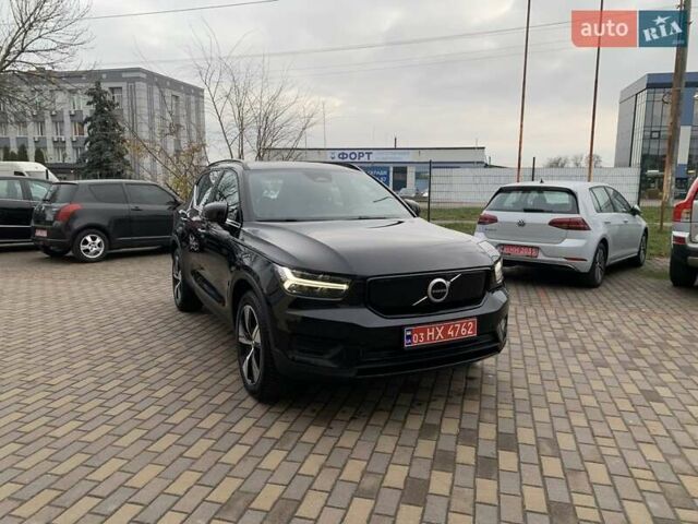 Черный Вольво XC40, объемом двигателя 0 л и пробегом 169 тыс. км за 22999 $, фото 1 на Automoto.ua