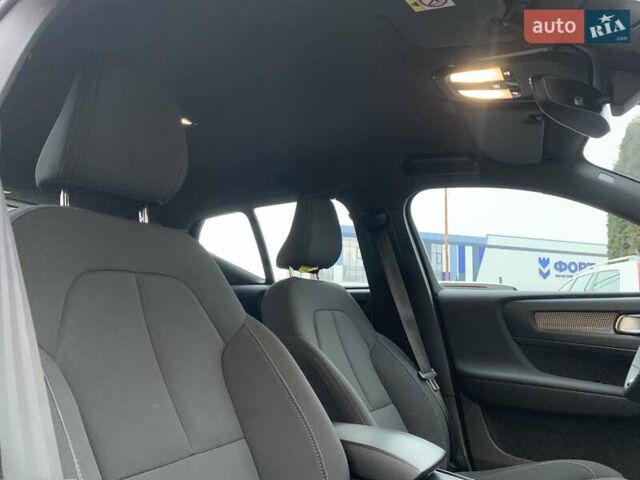 Черный Вольво XC40, объемом двигателя 0 л и пробегом 169 тыс. км за 22999 $, фото 30 на Automoto.ua