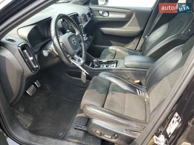 Черный Вольво XC40, объемом двигателя 1.97 л и пробегом 96 тыс. км за 9400 $, фото 6 на Automoto.ua
