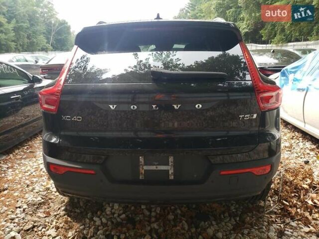 Черный Вольво XC40, объемом двигателя 1.97 л и пробегом 96 тыс. км за 9400 $, фото 5 на Automoto.ua