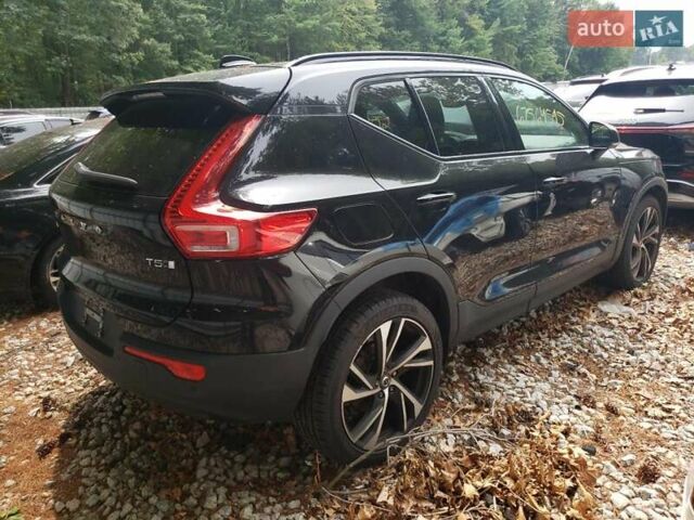 Черный Вольво XC40, объемом двигателя 1.97 л и пробегом 96 тыс. км за 9400 $, фото 2 на Automoto.ua