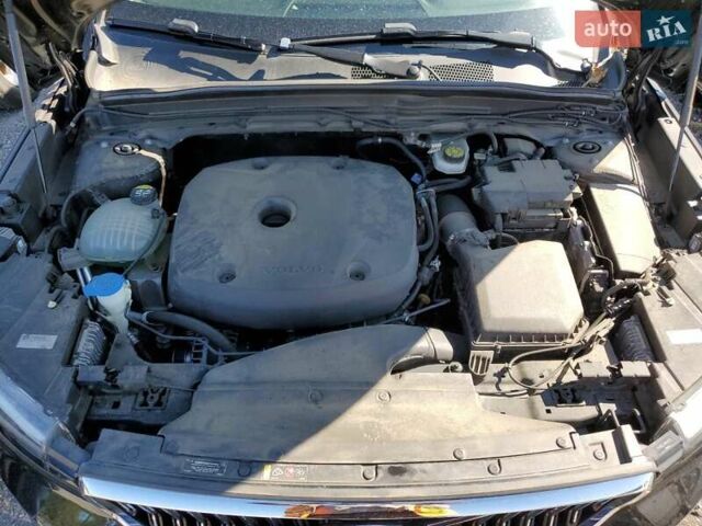 Чорний Вольво XC40, об'ємом двигуна 1.97 л та пробігом 117 тис. км за 7900 $, фото 10 на Automoto.ua