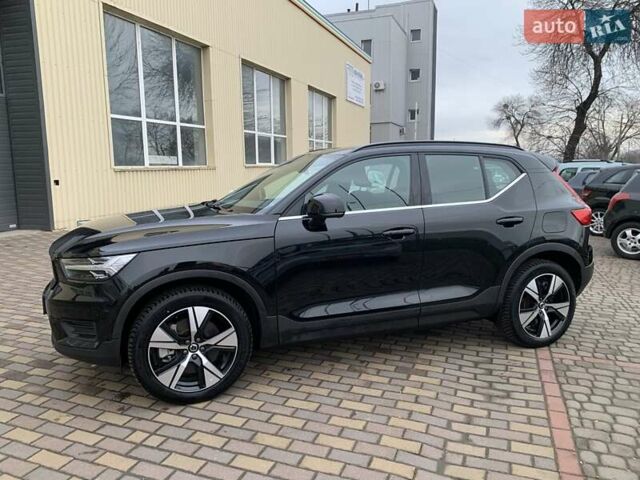 Черный Вольво XC40, объемом двигателя 0 л и пробегом 169 тыс. км за 22999 $, фото 18 на Automoto.ua