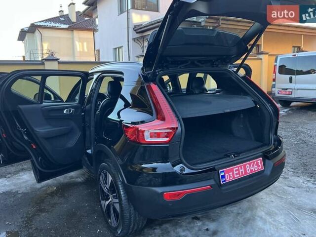 Черный Вольво XC40, объемом двигателя 0 л и пробегом 99 тыс. км за 25950 $, фото 55 на Automoto.ua
